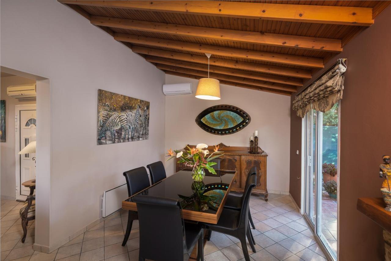 Villa Rene Koskinou  ภายนอก รูปภาพ